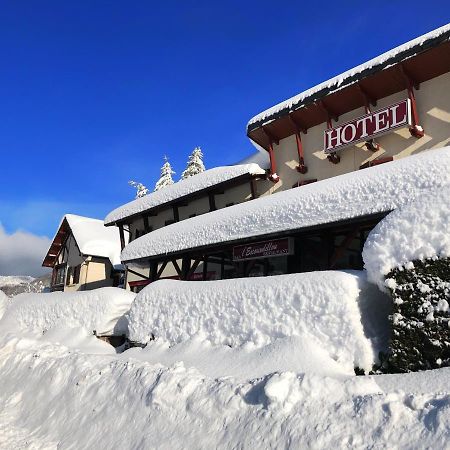 Hotel L'Escoundillou Saint-Jacques-des-Blats Exterior foto